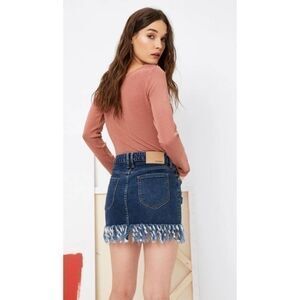 TULAROSA Aubrey mini skirt size 23 NWOT